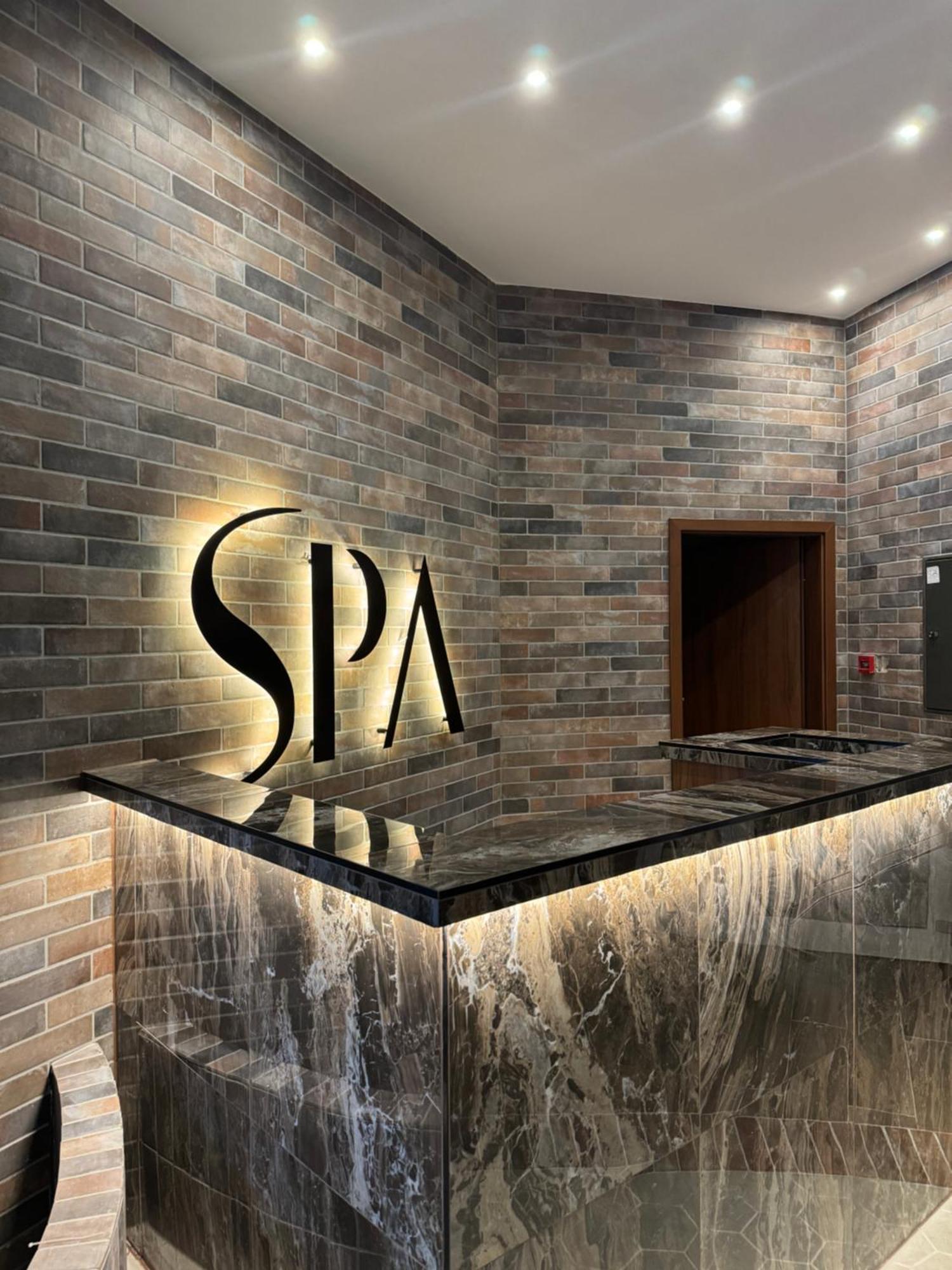 Pannonia 1893 Premium Hotel Шопрон Екстериор снимка